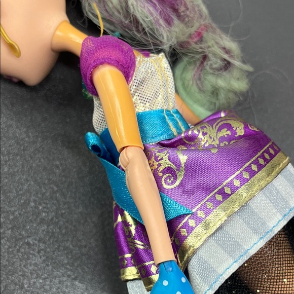 Ever After High Madeline Hatter First Chapter - Picture 15 of 15